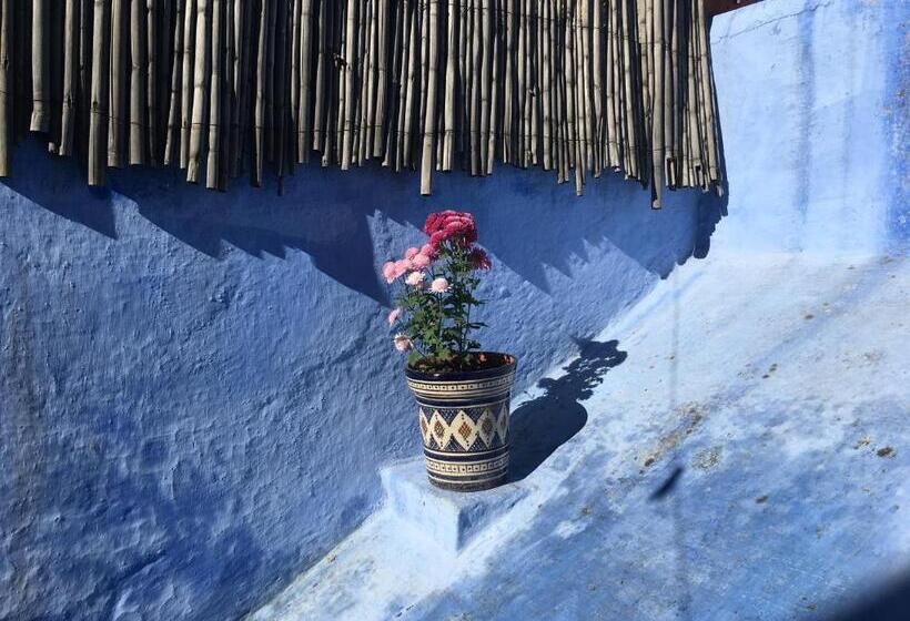 تختخواب و صبحانه Dar Onsar