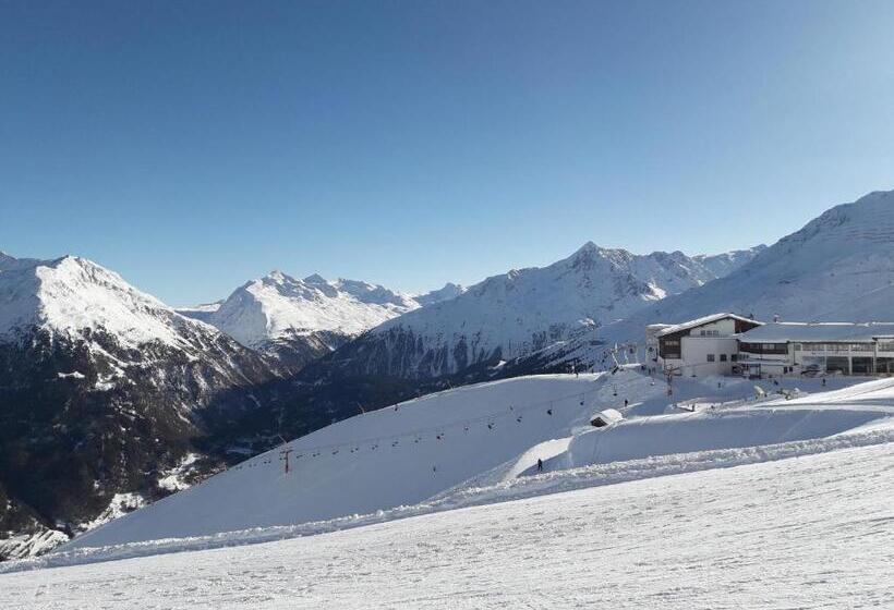 ベッドアンドブレックファースト Gästehaus Helga