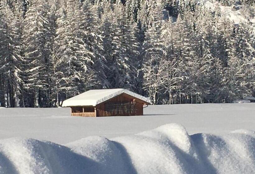 ベッドアンドブレックファースト Gästehaus Helga