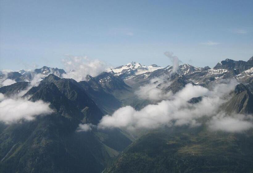 ベッドアンドブレックファースト Gästehaus Helga