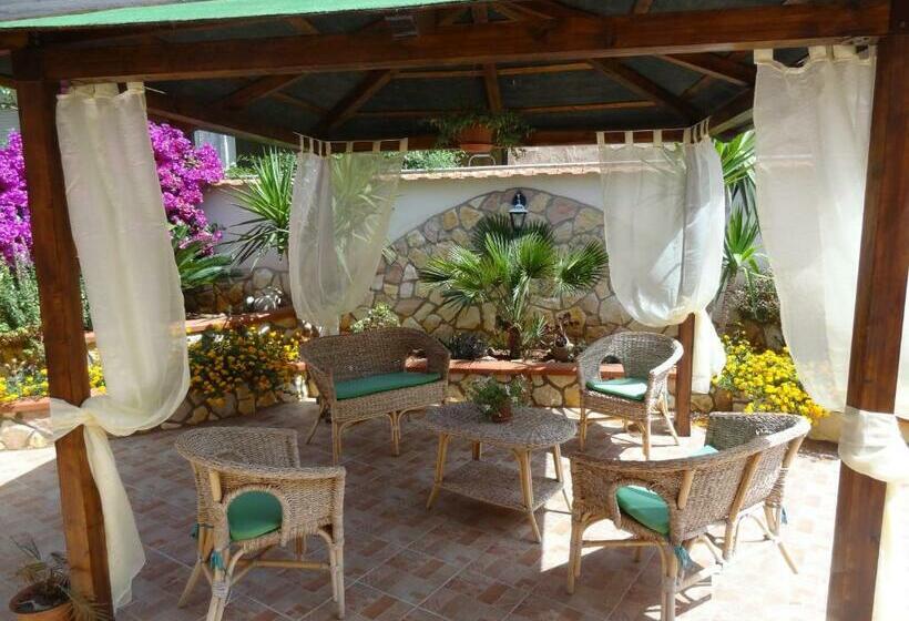 ベッドアンドブレックファースト Il Giardino Del Sole Erice Mare