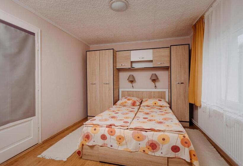 مبيت وإفطار Kaffai Panzio