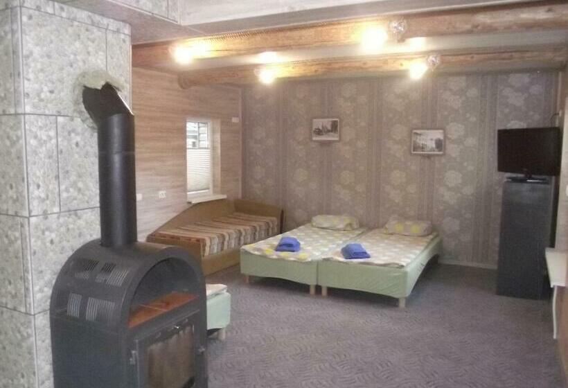 تختخواب و صبحانه Nakvynė Rokiškyje