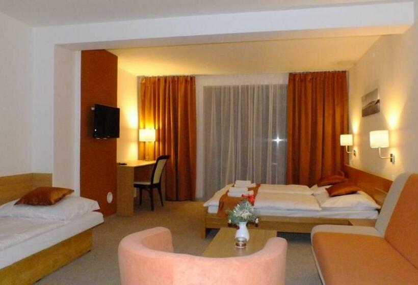 민박 Penzión Dubo