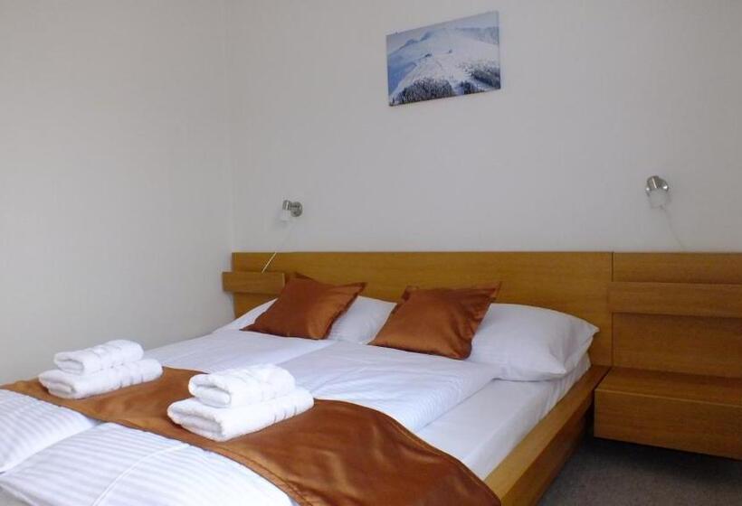 민박 Penzión Dubo