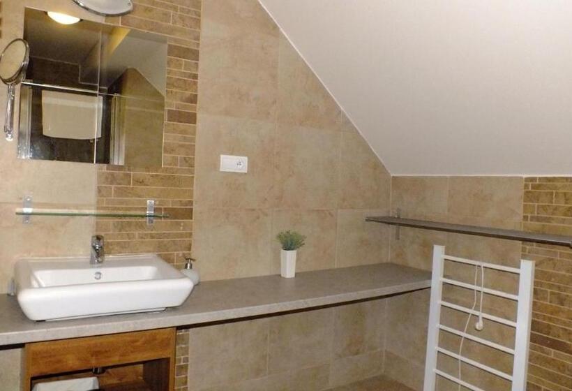 민박 Penzión Dubo