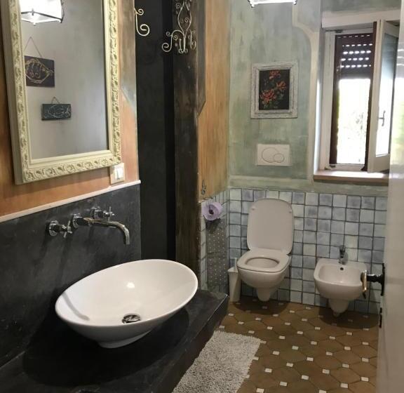 ベッドアンドブレックファースト Un Ospite A Fontania