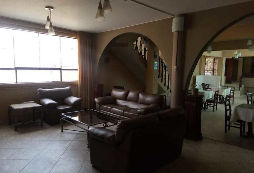 Cesar S Hotel La Merced