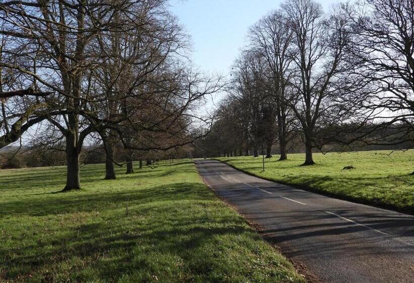 Charming Kintbury Cottage