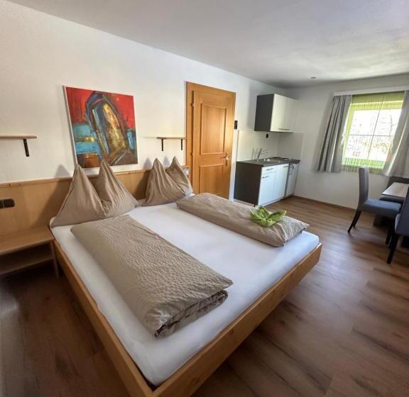 Frühstückspension Alpenrose Bed & Breakfast