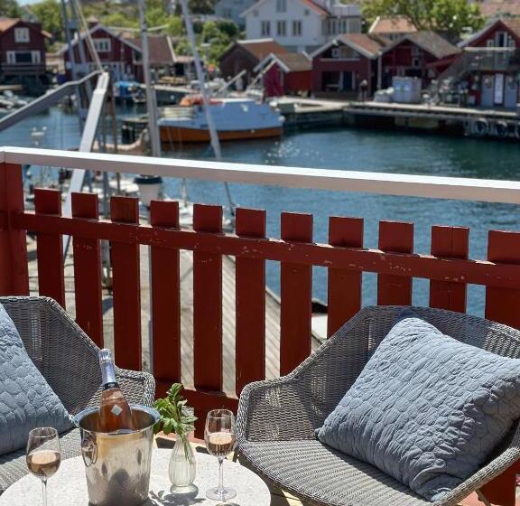 فندق L Käringön