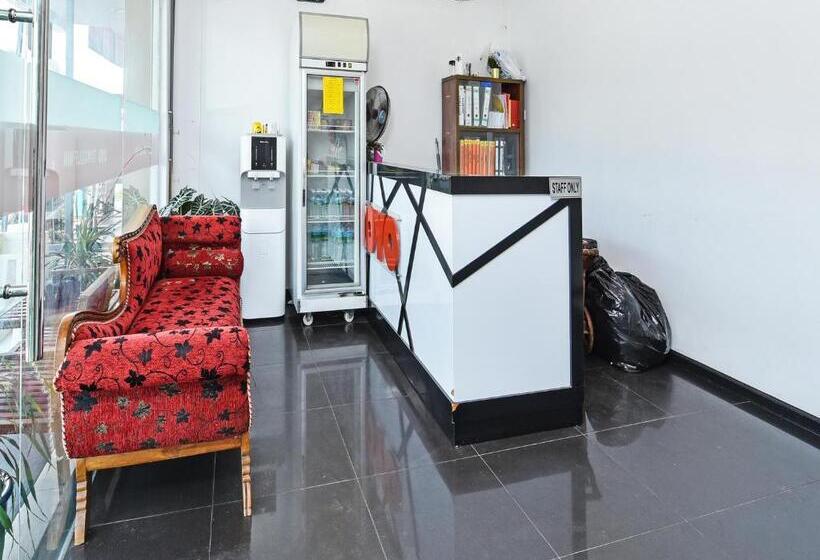 Отель Oyo 90364  Gemilang