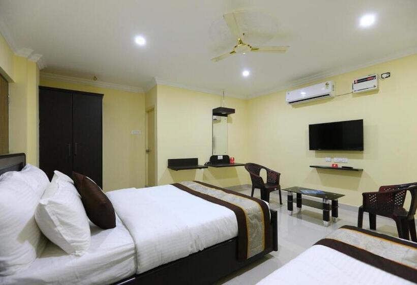 בית מלון כפרי Salbala Inn   Near Airport