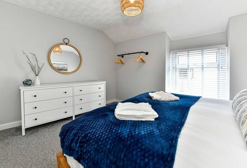 Just Stay Wales   Hartwell House Mumbles