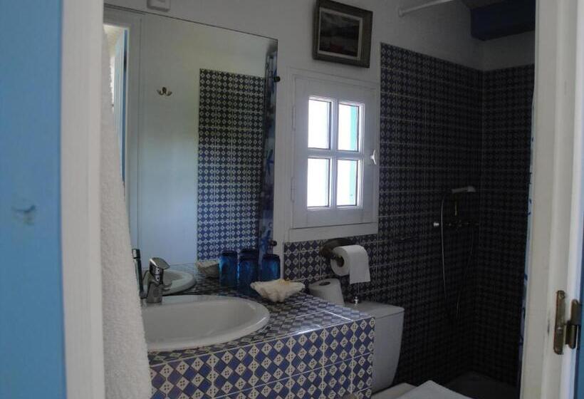 Le Buzet Bleu Bed & Breakfast