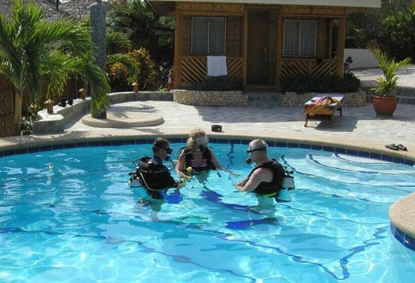 Magic Island Dive Resort