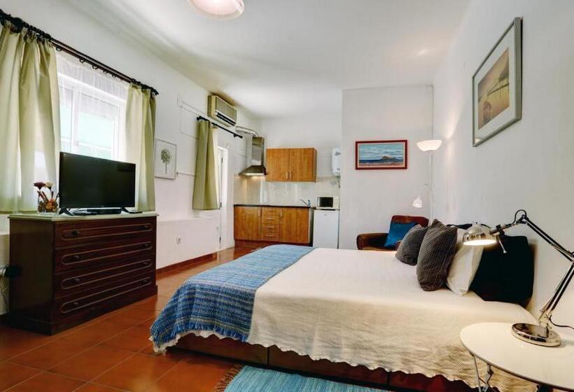 پانسیون Alojamentos Oasis