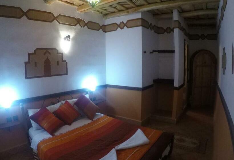 بنسيون Auberge Des Peupliers Café Restaurant