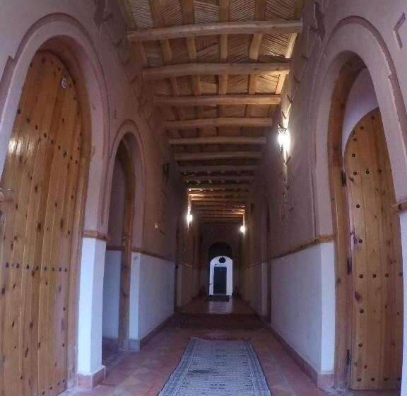 بنسيون Auberge Des Peupliers Café Restaurant