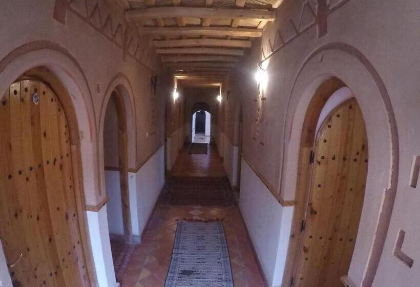 بنسيون Auberge Des Peupliers Café Restaurant