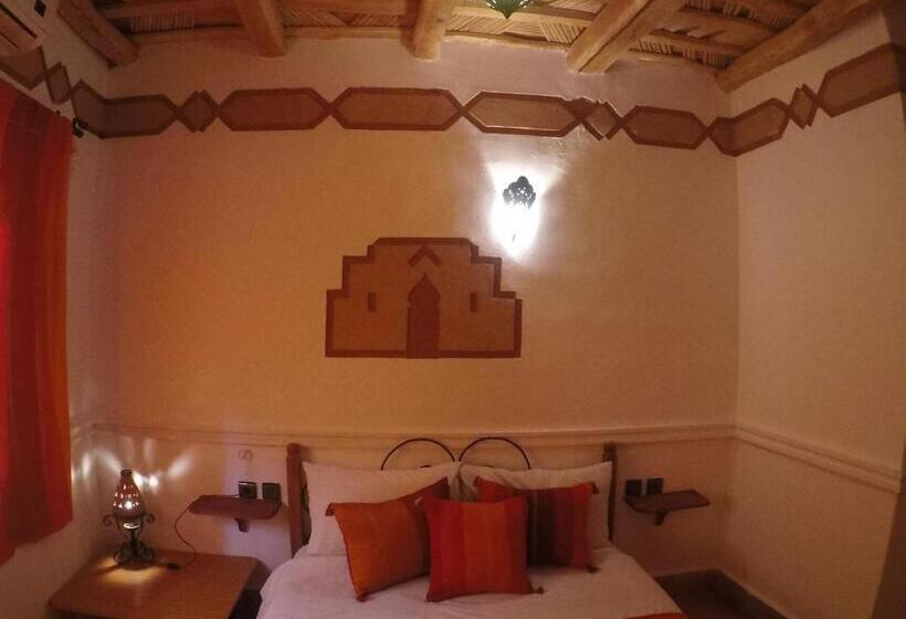 بنسيون Auberge Des Peupliers Café Restaurant