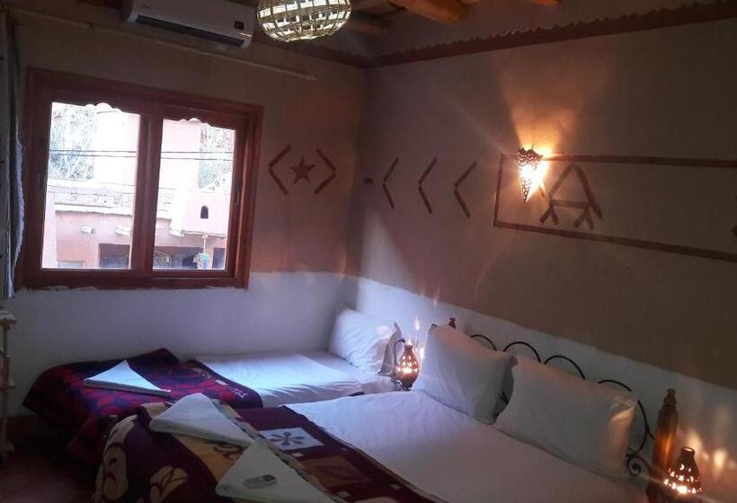 بنسيون Auberge Des Peupliers Café Restaurant