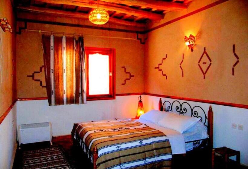 بنسيون Auberge Des Peupliers Café Restaurant