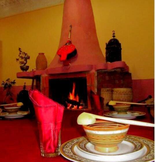 بنسيون Auberge Des Peupliers Café Restaurant