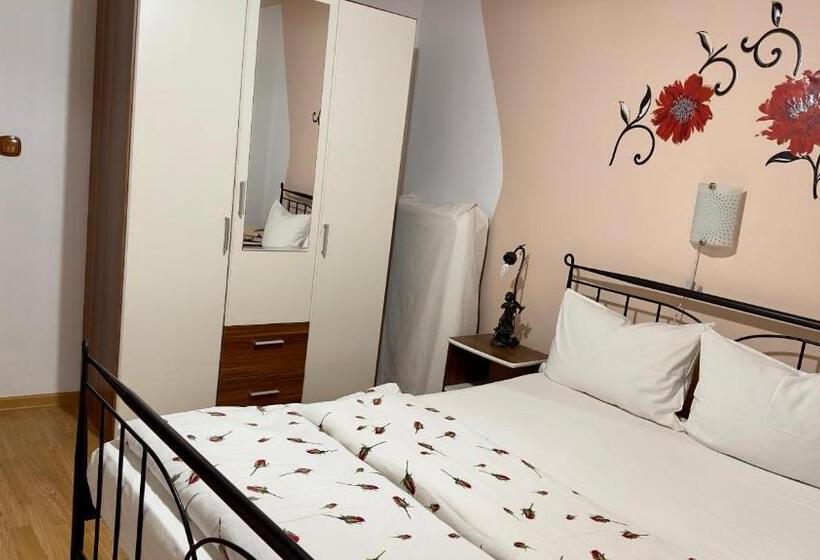 ペンション Casa Linistita