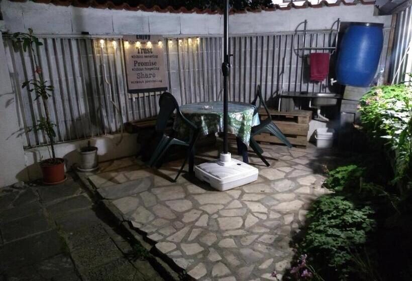 펜션 East Gate Guest Rooms