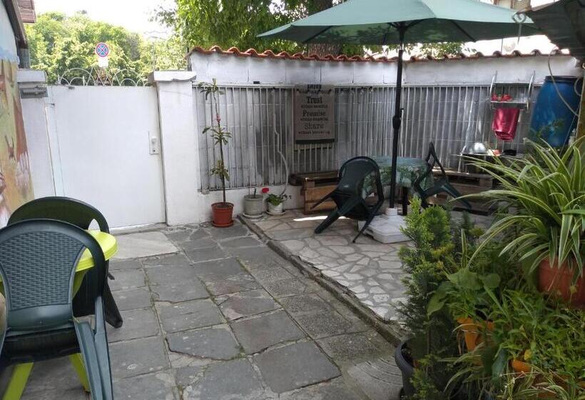 펜션 East Gate Guest Rooms