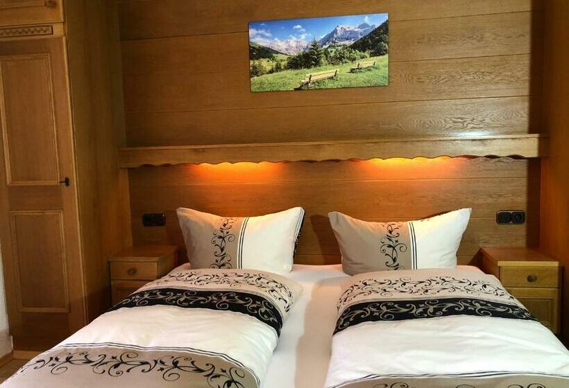 פנסיון Gästehaus Am Kurparkweg