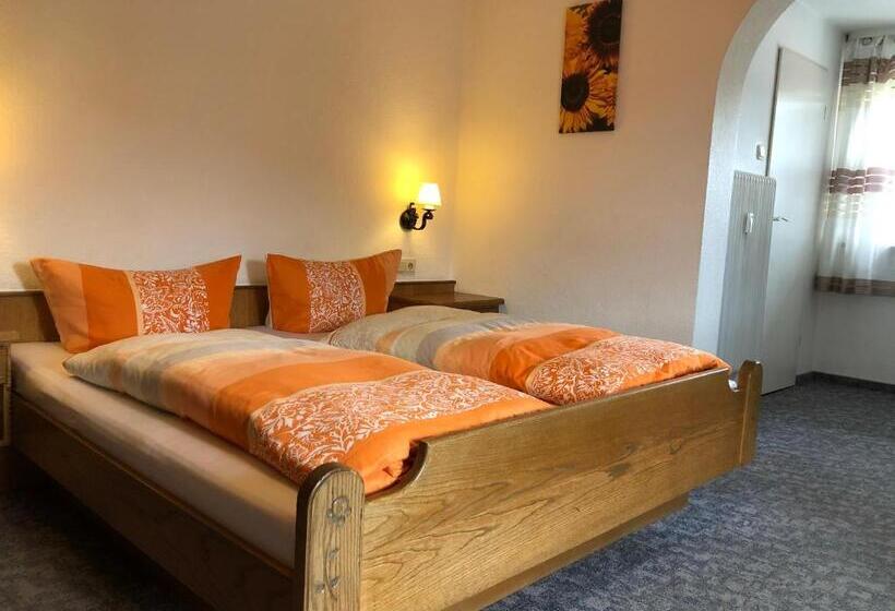 פנסיון Gästehaus Am Kurparkweg