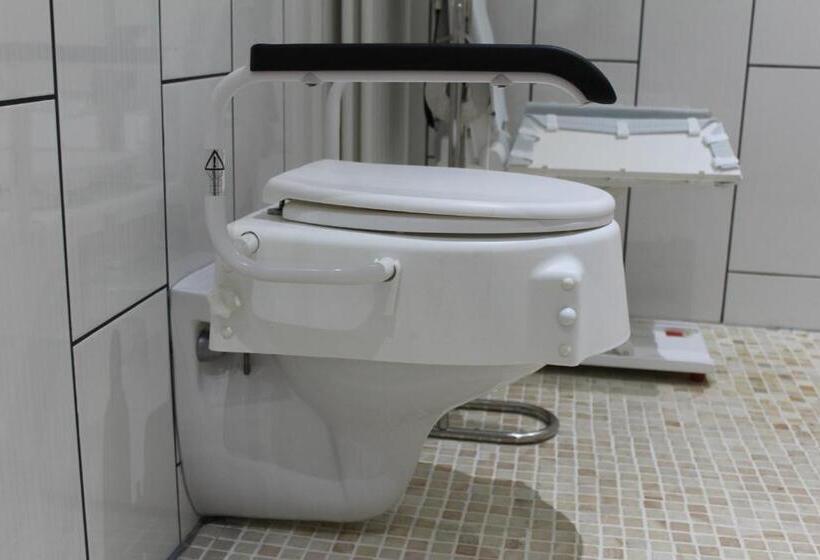 膳宿费 Gästehaus Mama