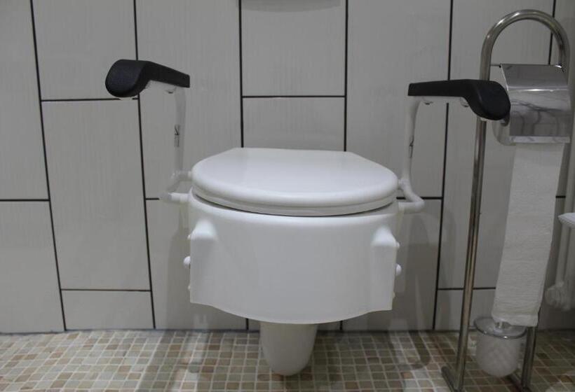 膳宿费 Gästehaus Mama