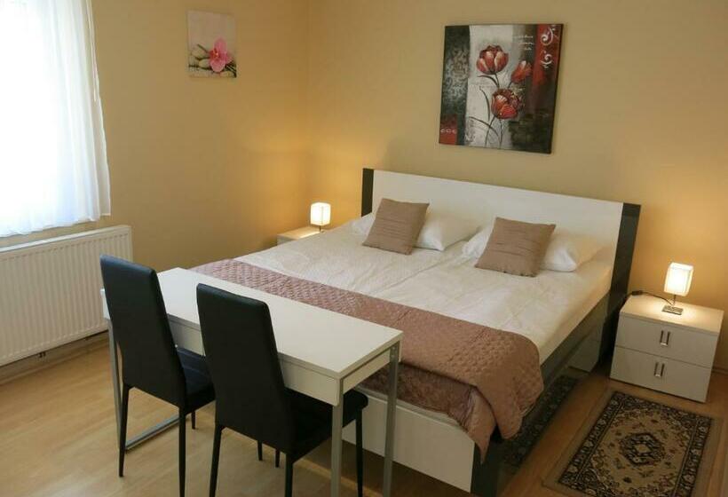 پانسیون Guest House Golja