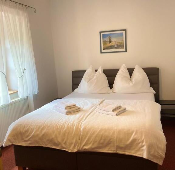 ペンション Guesthouse Mikuláš Mikulov   Free Parking In The City Center