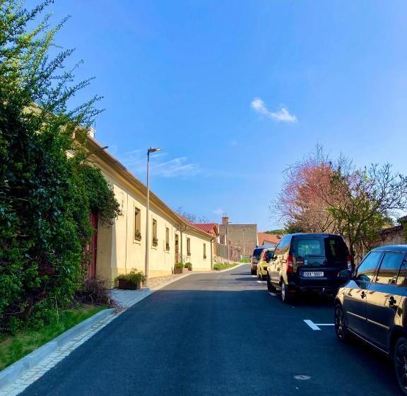 ペンション Guesthouse Mikuláš Mikulov   Free Parking In The City Center