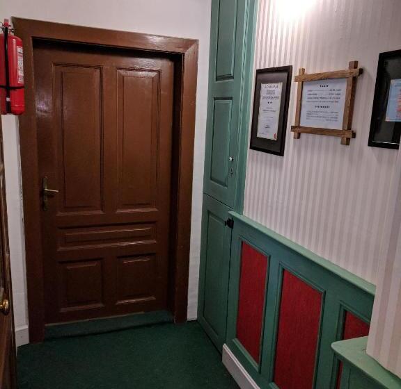 Пансион Guesthouse Postavarului