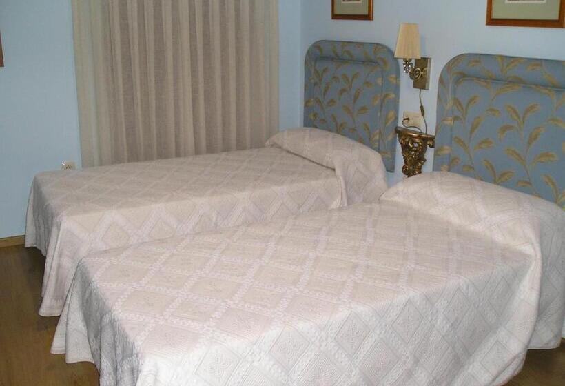 پانسیون Hostal Casa Museo La Pájara