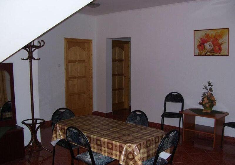 بنسيون Hubertus Vendégház