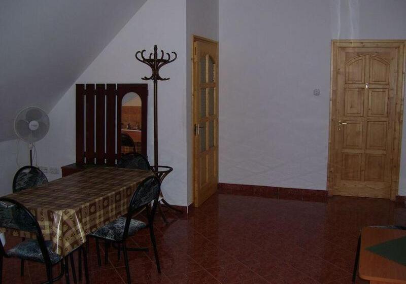 펜션 Hubertus Vendégház