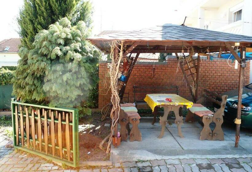 Пансион Károly Vendégház