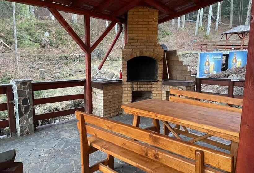 פנסיון Camere De Inchiriat La Tuguiata