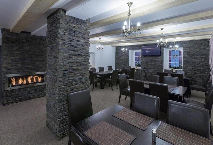 膳宿费 Penzion Bernard