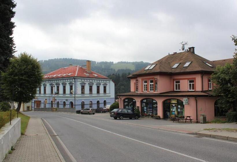 膳宿费 Penzion Breuer