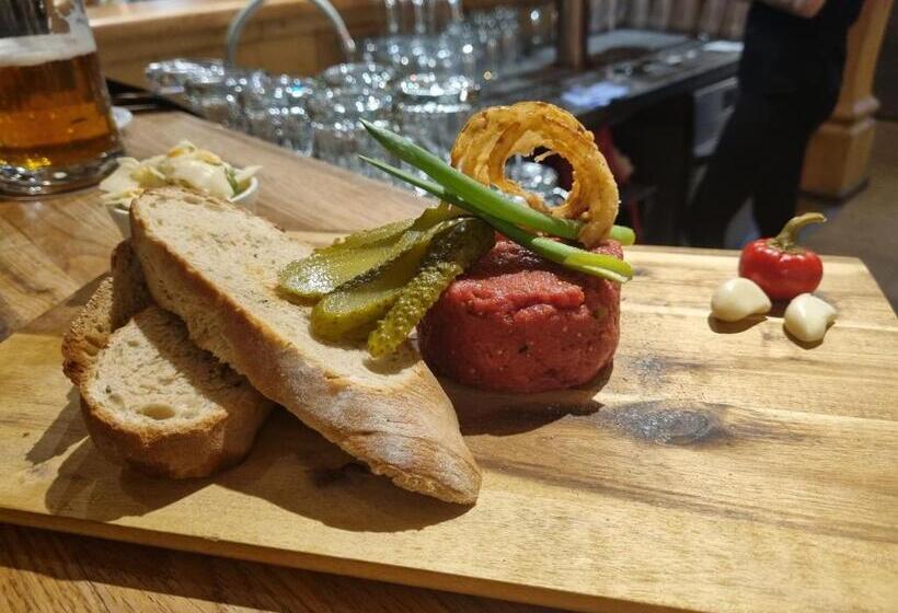 بنسيون Penzion Modrava