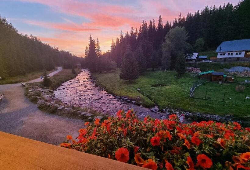 بنسيون Penzion Modrava