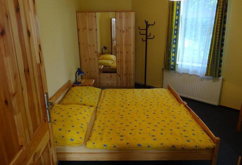 پانسیون Penzion Na Rozcestí