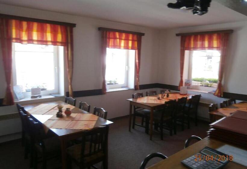 ペンション Penzion Oliver